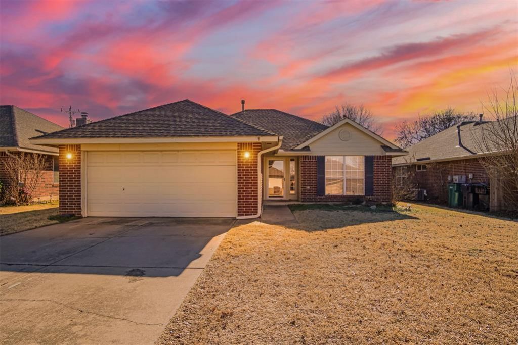 1936 NW 172nd Street, Edmond, OK 73012 Main Photo
