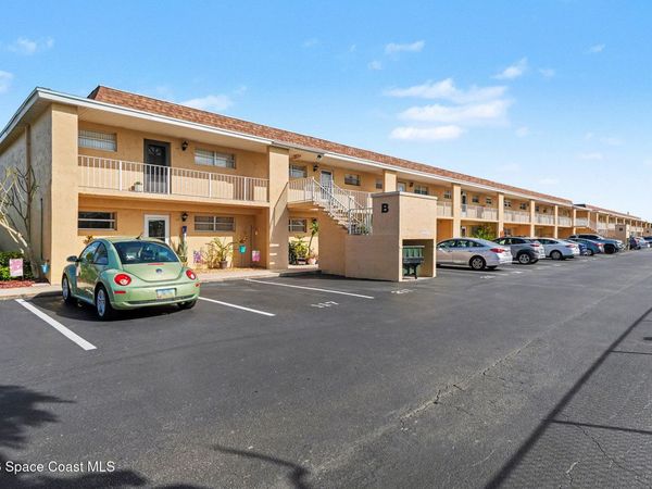 2135 N Courtenay Parkway, Unit 217, Merritt Island, FL 32953