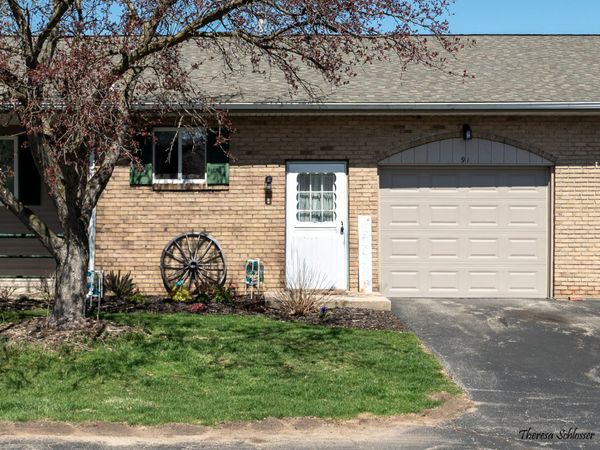 91 Grand Village Court SW, Unit 34, Grandville, MI 49418