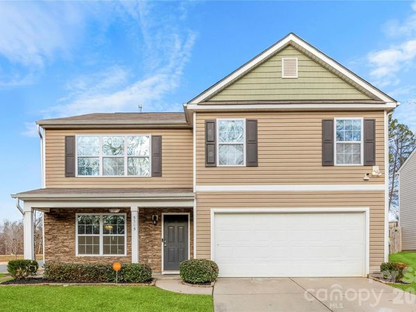 5305 Park Brook Drive, Charlotte, NC 28269