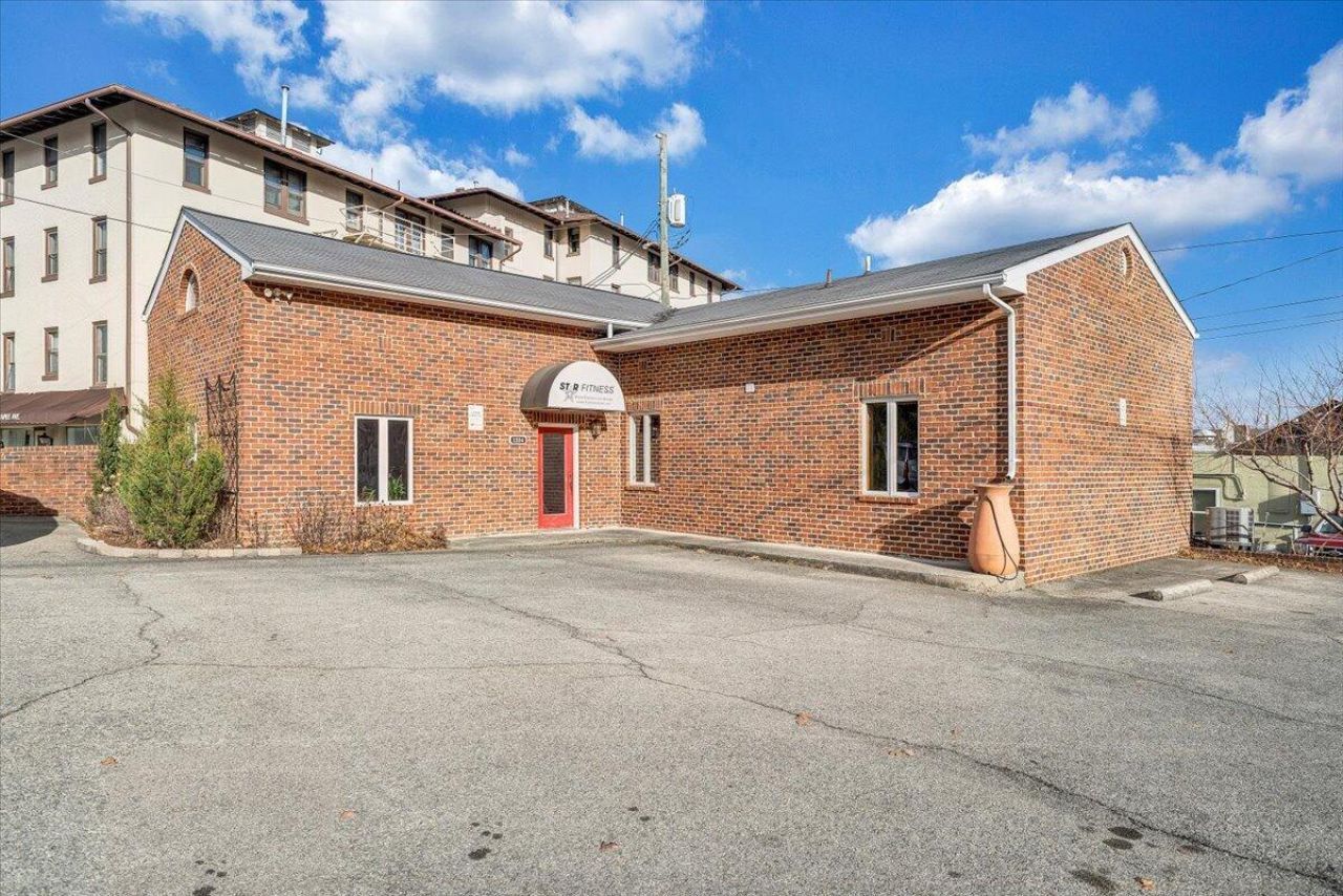 1234 Maple Ave Sw, Roanoke, VA 24016 Main Photo