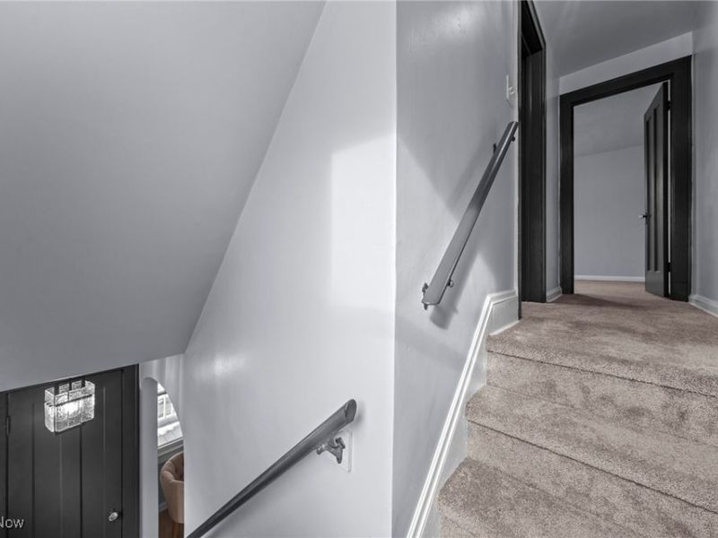 1193 Mayfield Ridge Road, Mayfield Heights, OH 44124 Photo 19