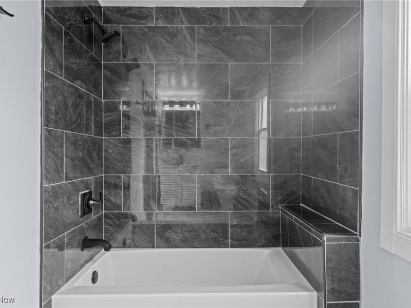 1193 Mayfield Ridge Road, Mayfield Heights, OH 44124 Photo 23