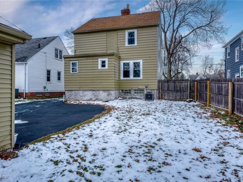 1193 Mayfield Ridge Road, Mayfield Heights, OH 44124 Photo 32