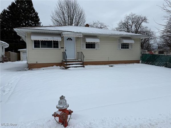 3749 W 104th Street, Cleveland, OH 44111