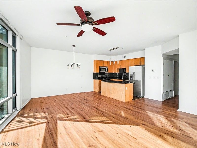 1237 Washington Avenue, Unit 804, Cleveland, OH 44113 Photo 12