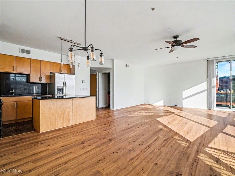 1237 Washington Avenue, Unit 804, Cleveland, OH 44113 Photo 15