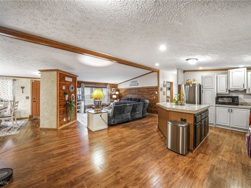 74 Cardinal Drive Drive, Hiram, OH 44234 Photo 2