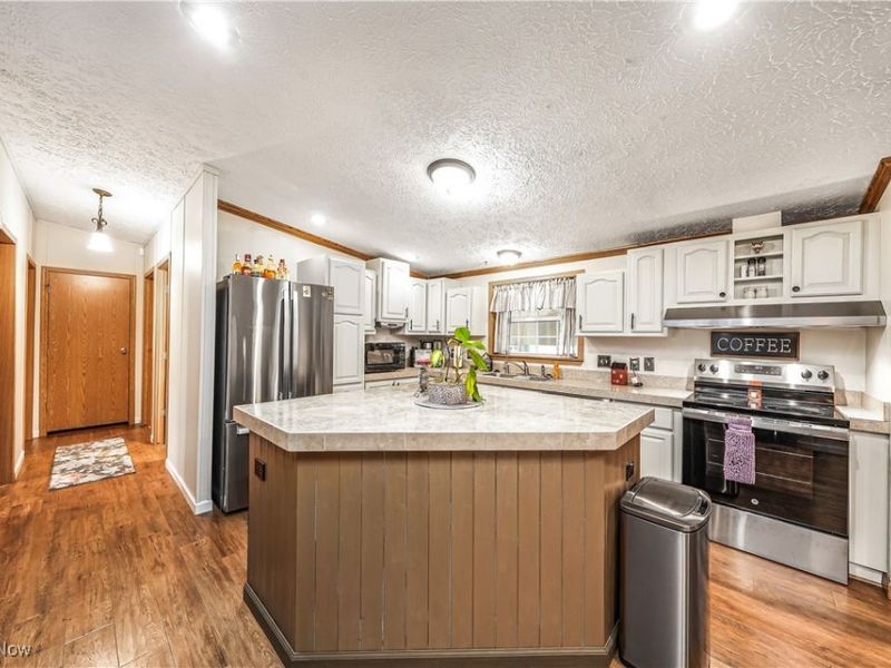 74 Cardinal Drive Drive, Hiram, OH 44234 Photo 3