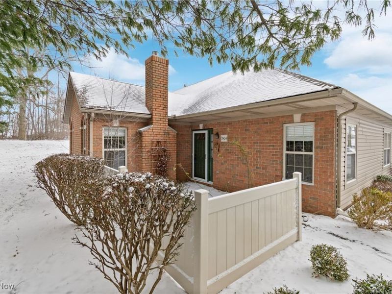 7804 Brittanny Drive NE, North Canton, OH 44720 Photo 1