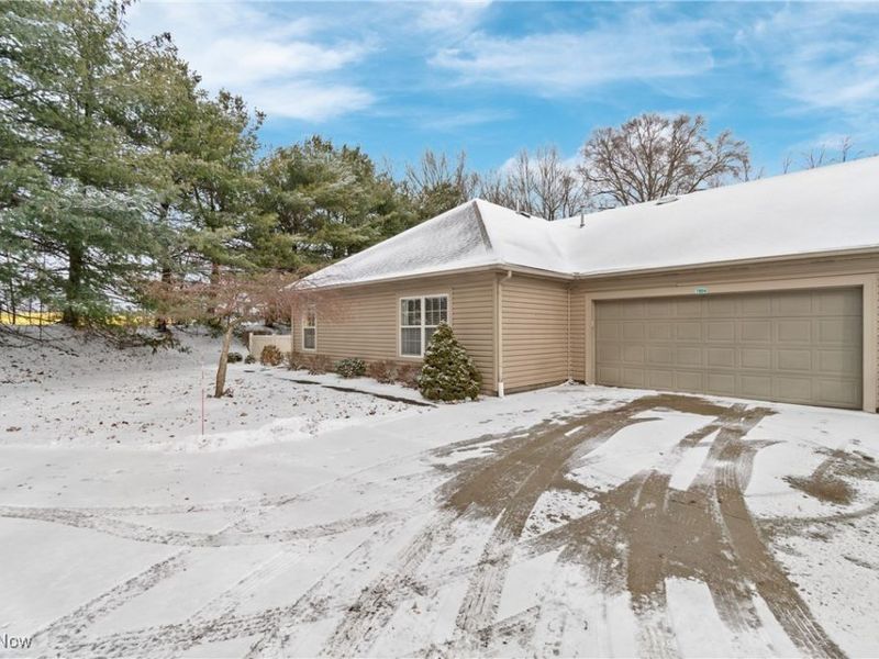 7804 Brittanny Drive NE, North Canton, OH 44720 Photo 24