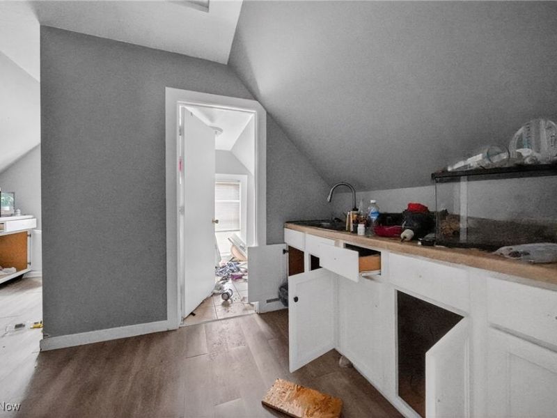 1523 Winchester Avenue, Lakewood, OH 44107 Photo 10