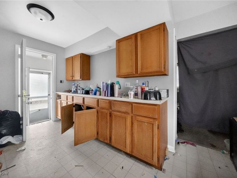 1523 Winchester Avenue, Lakewood, OH 44107 Photo 6