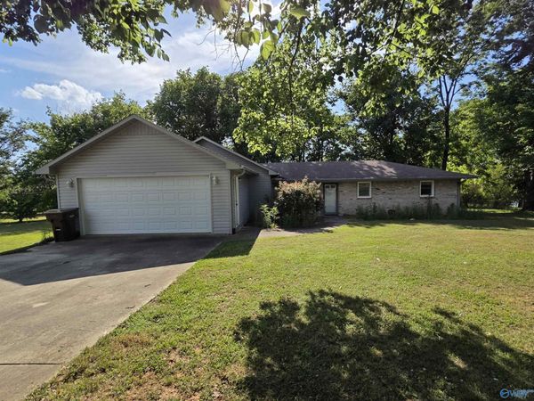 21767 Nelson Road, Elkmont, AL 35620
