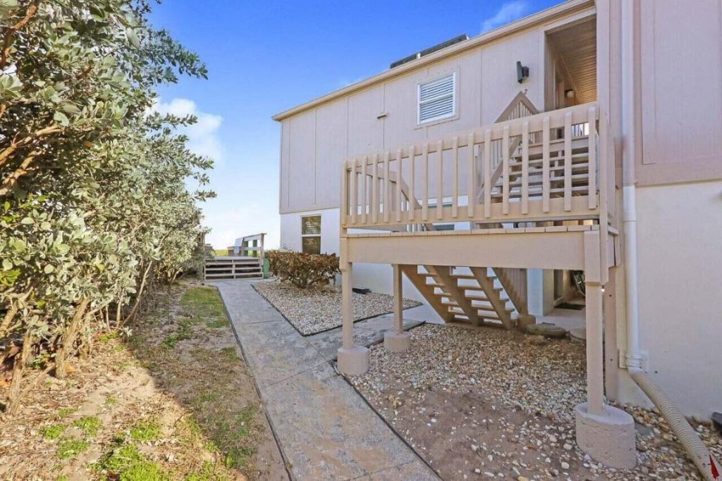 1501 NE Ocean Boulevard, Unit 2, Stuart, FL 34996 Photo