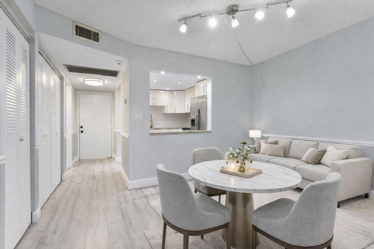 9370 SW 8th Street, Unit 116, Boca Raton, FL 33428 Photo