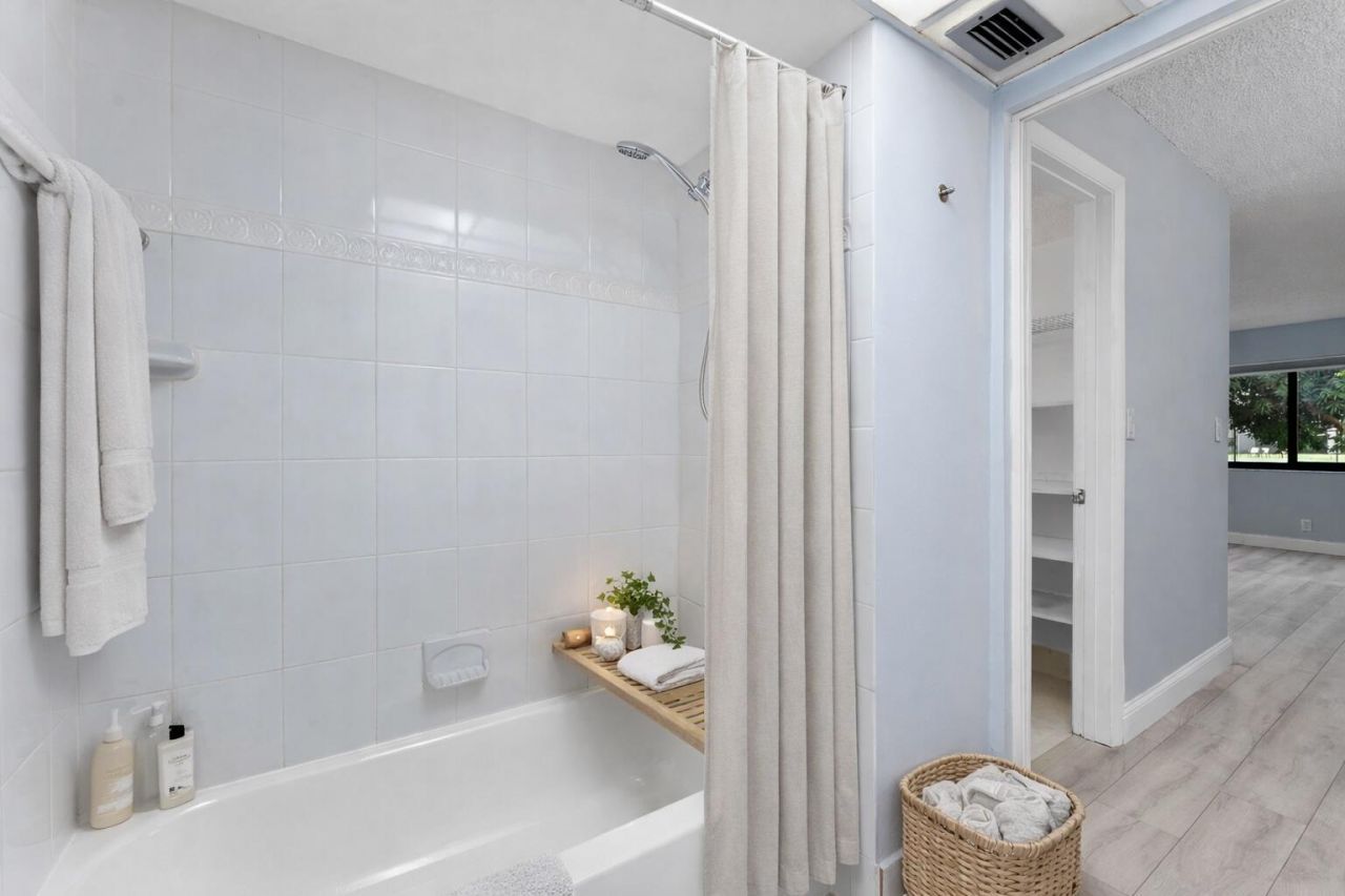 9370 SW 8th Street, Unit 116, Boca Raton, FL 33428 Photo