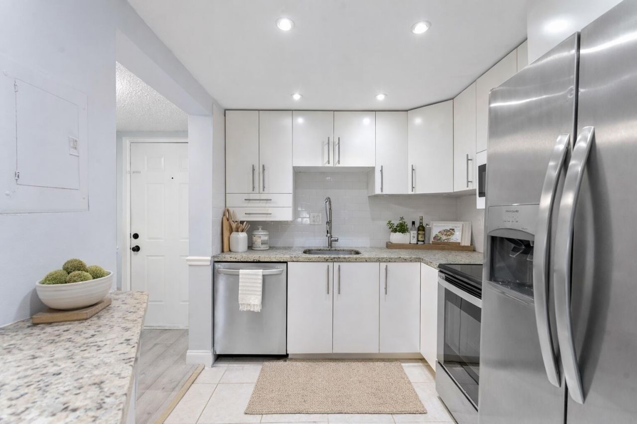 9370 SW 8th Street, Unit 116, Boca Raton, FL 33428 Photo