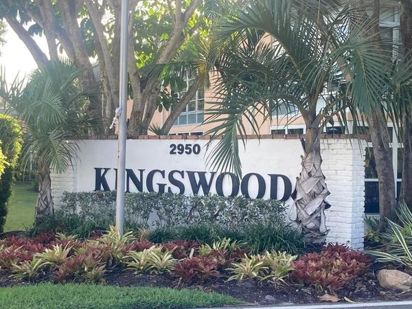 2950 SE Ocean Boulevard, Unit 34-5, Stuart, FL 34996