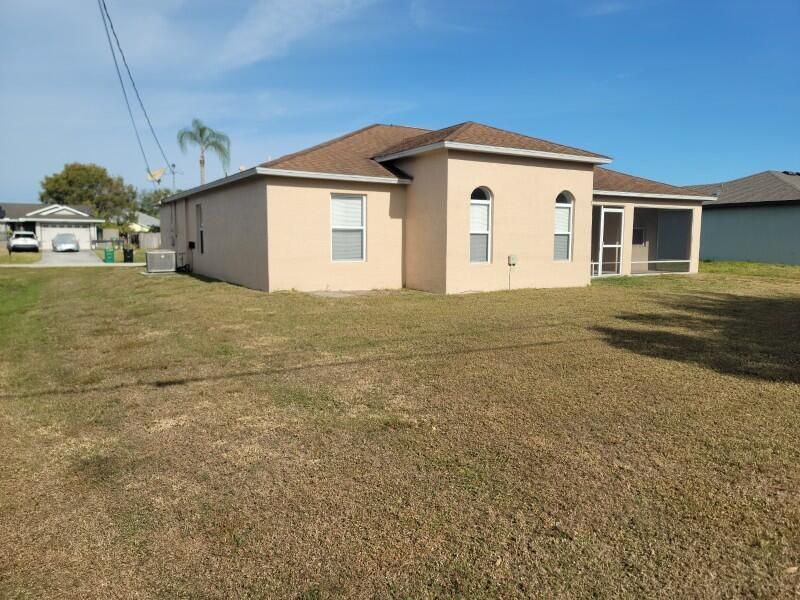 442 SW Baoy Avenue Sw, Port Saint Lucie, FL 34953 Photo