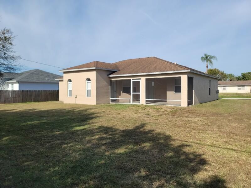 442 SW Baoy Avenue Sw, Port Saint Lucie, FL 34953 Photo