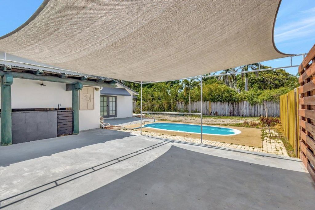 1225 16th Ave N B, Lake Worth Beach, FL 33460 Photo