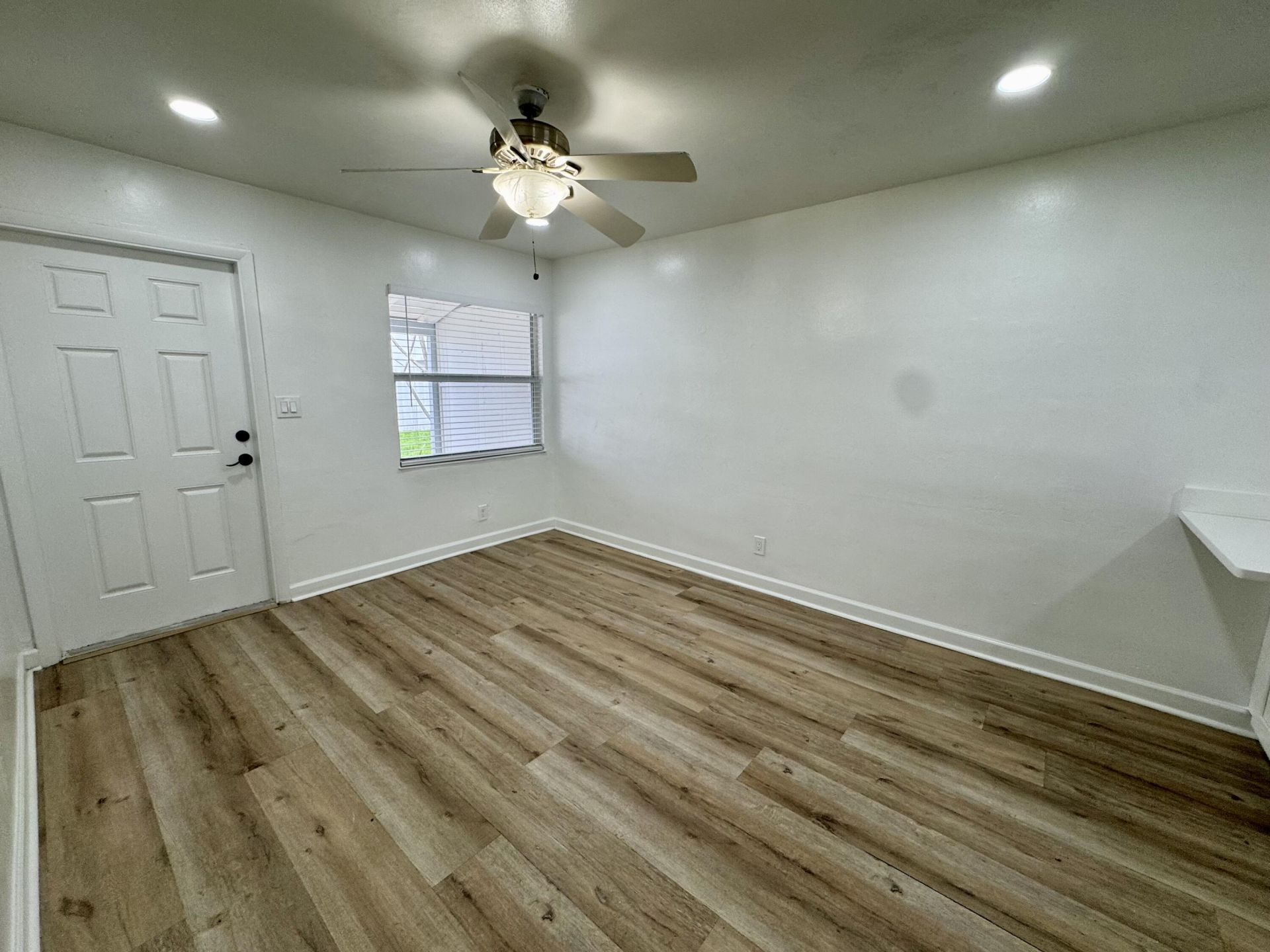 1235 Beach Road, Unit 2, Singer Island, FL 33404 Photo