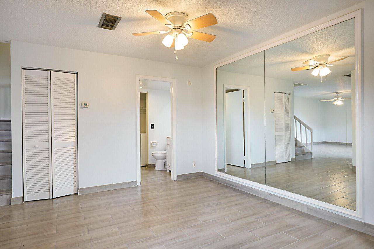 253 Woodland Road, Palm Springs, FL 33461 Photo