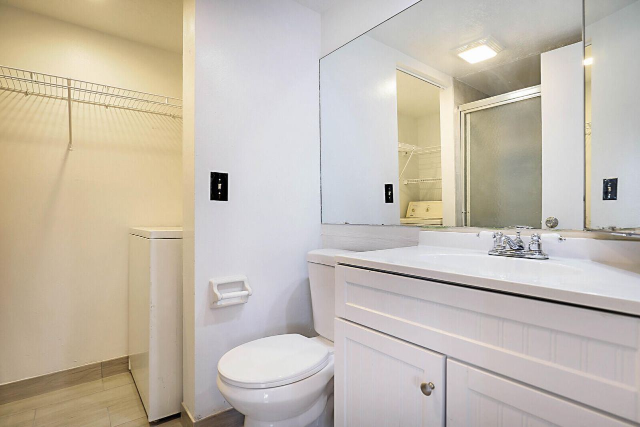 253 Woodland Road, Palm Springs, FL 33461 Photo