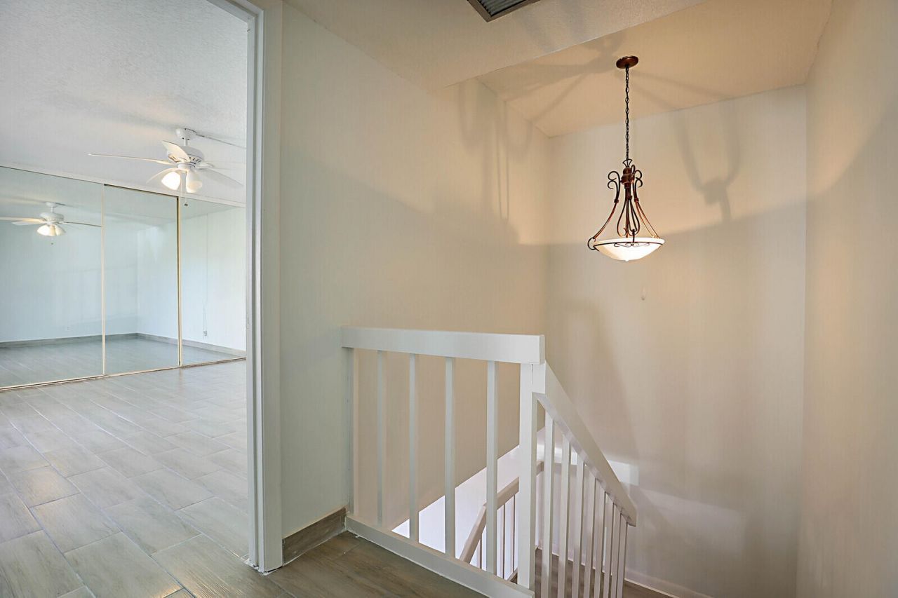 253 Woodland Road, Palm Springs, FL 33461 Photo