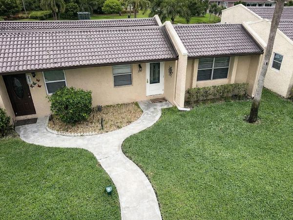 234 Lake Meryl Drive, West Palm Beach, FL 33411