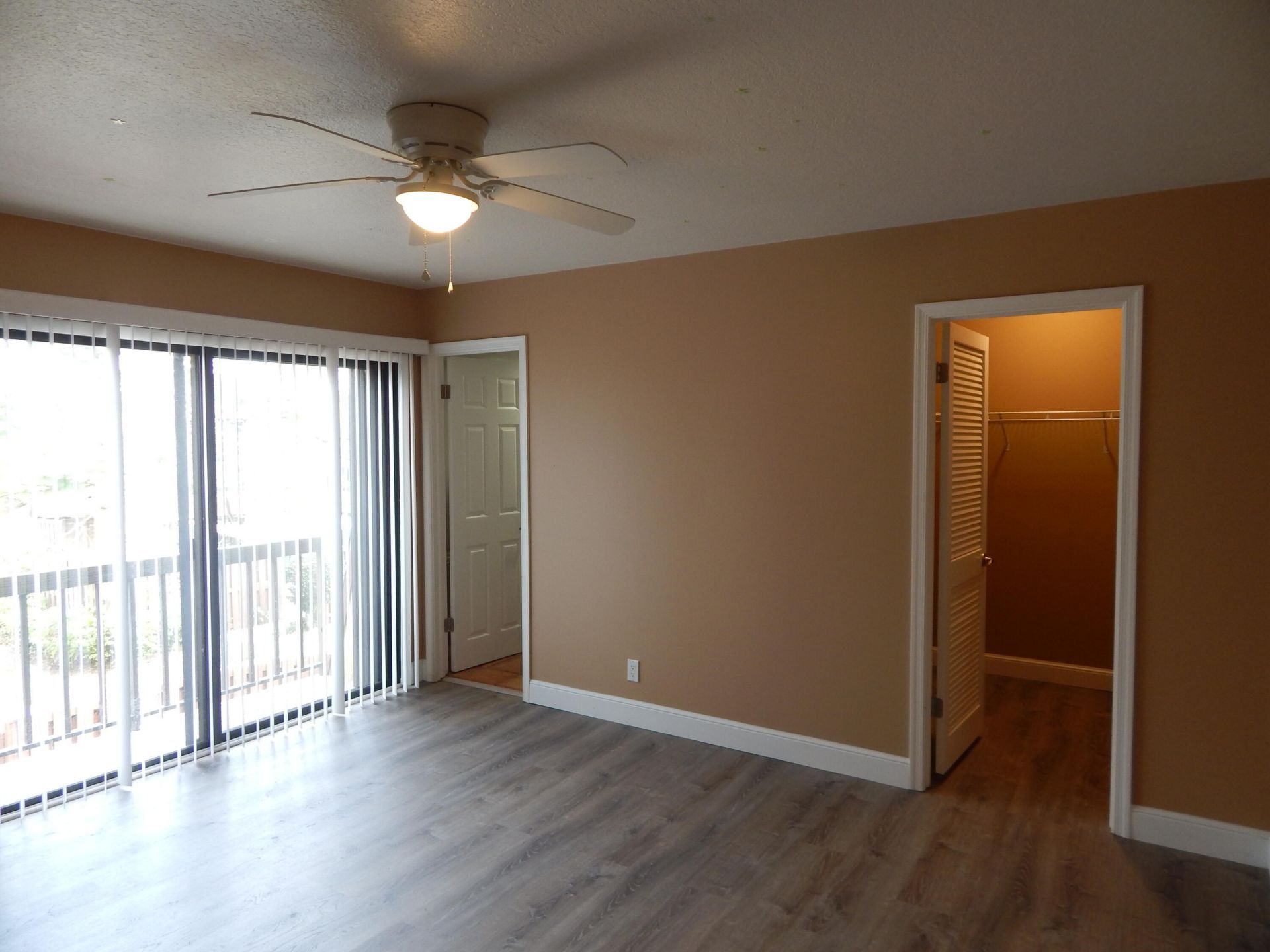 110 N Delaware Boulevard, Unit 13c, Jupiter, FL 33458 Photo