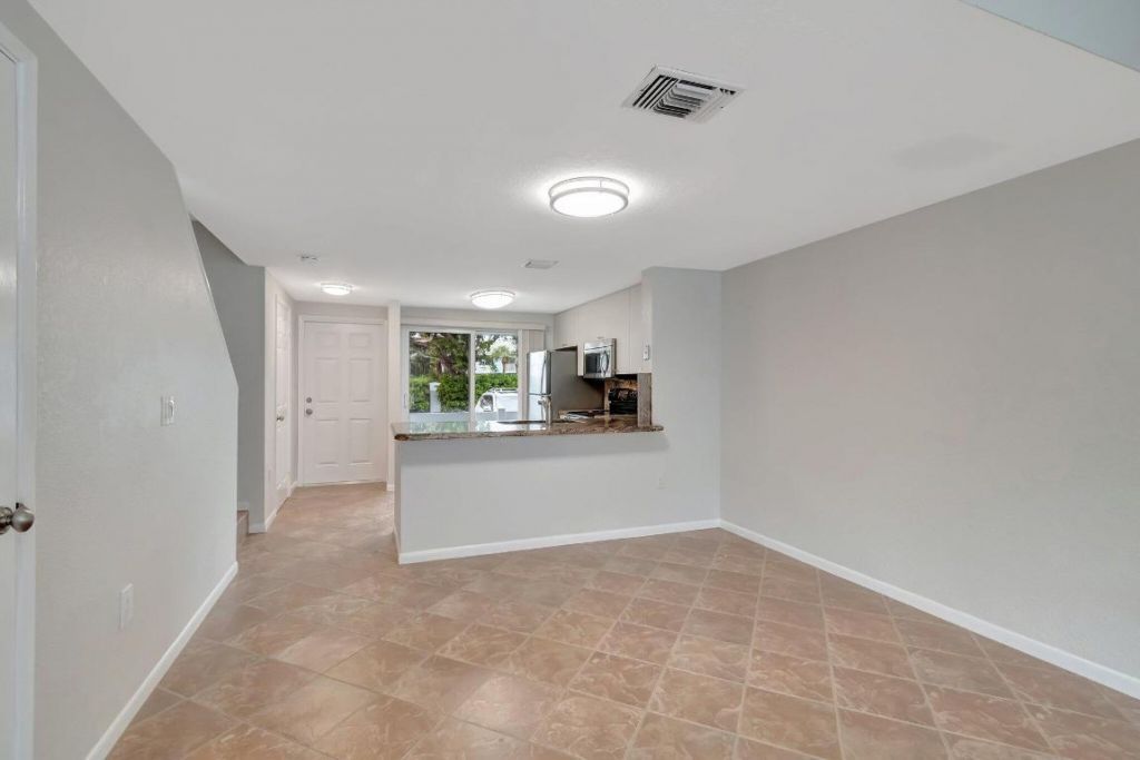 1016 E Jeffery Street, Unit 1016, Boca Raton, FL 33487 Photo