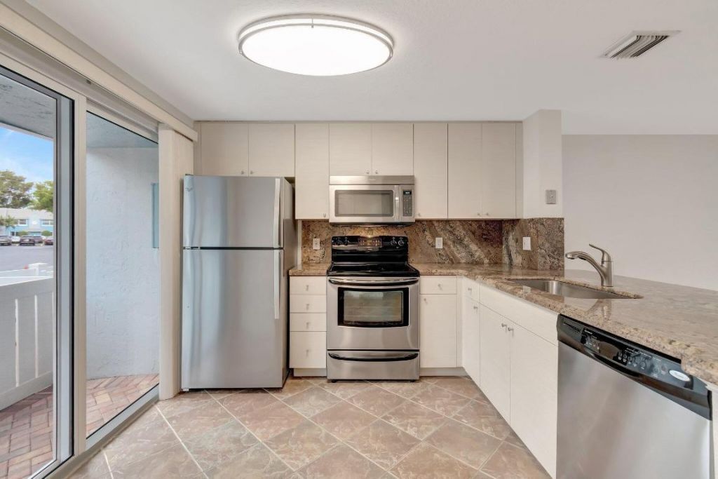 1016 E Jeffery Street, Unit 1016, Boca Raton, FL 33487 Photo