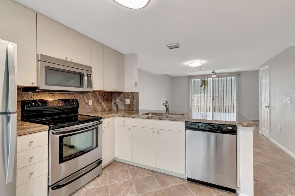 1016 E Jeffery Street, Unit 1016, Boca Raton, FL 33487 Photo