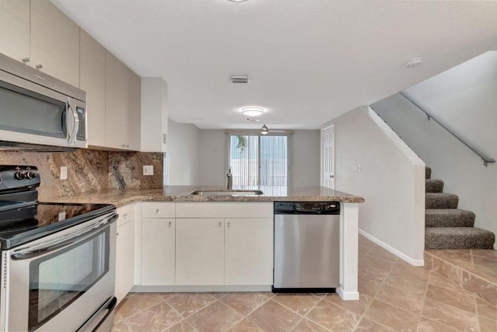 1016 E Jeffery Street, Unit 1016, Boca Raton, FL 33487 Photo