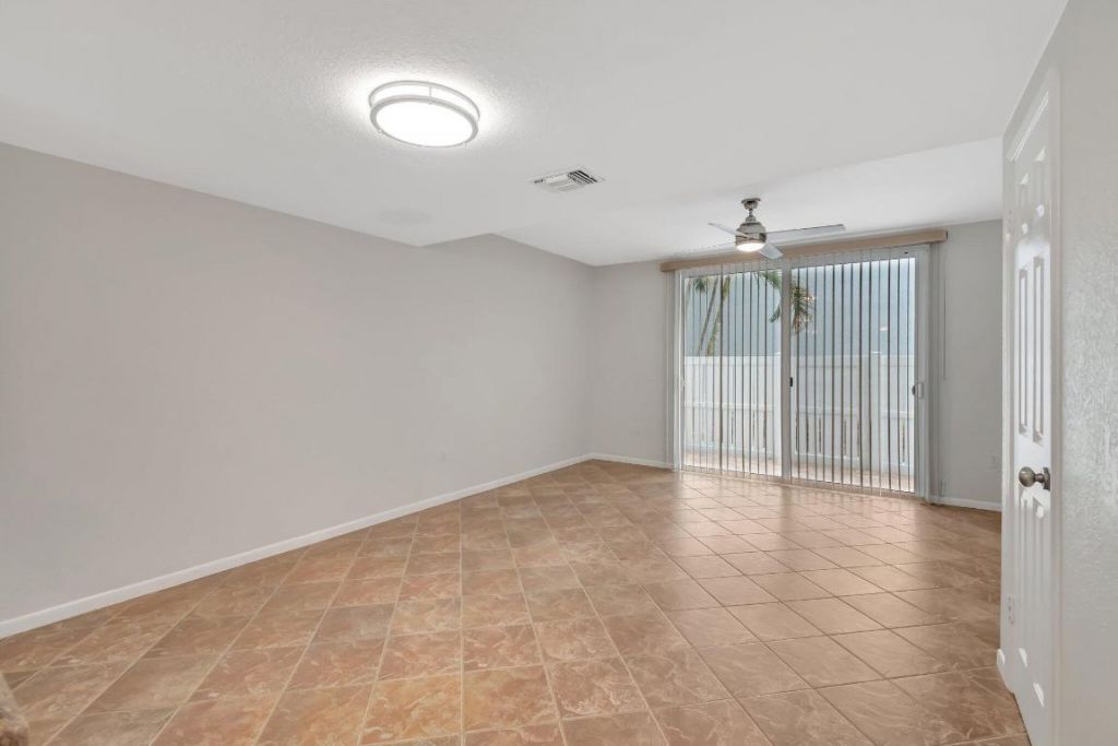 1016 E Jeffery Street, Unit 1016, Boca Raton, FL 33487 Photo