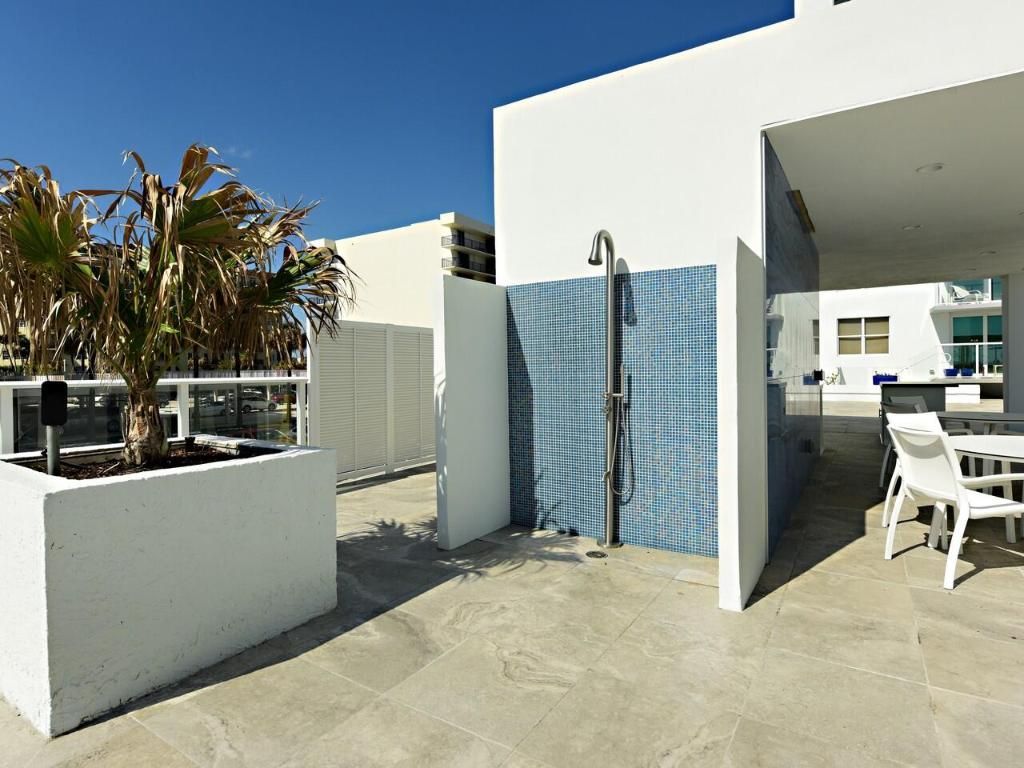 3450 S Ocean Boulevard, Unit 420, Palm Beach, FL 33480 Photo