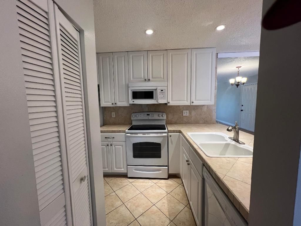 3402 Gardens East Drive, Unit 18b, Palm Beach Gardens, FL 33410 Photo