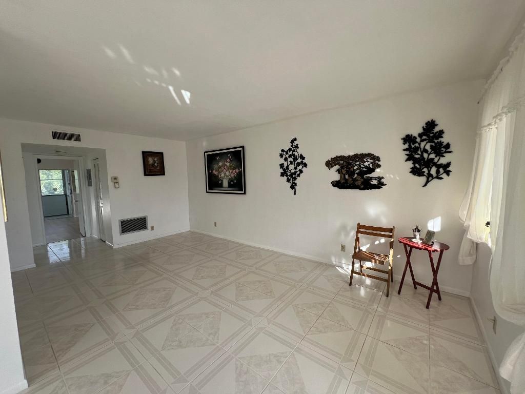 2840 Cynthia Lane, Unit 207, Lake Worth Beach, FL 33461 Photo