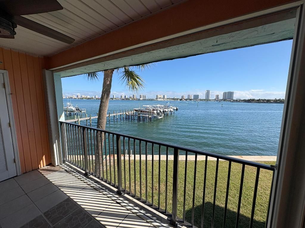 360 Wilma Circle, Unit 5, Riviera Beach, FL 33404 Photo