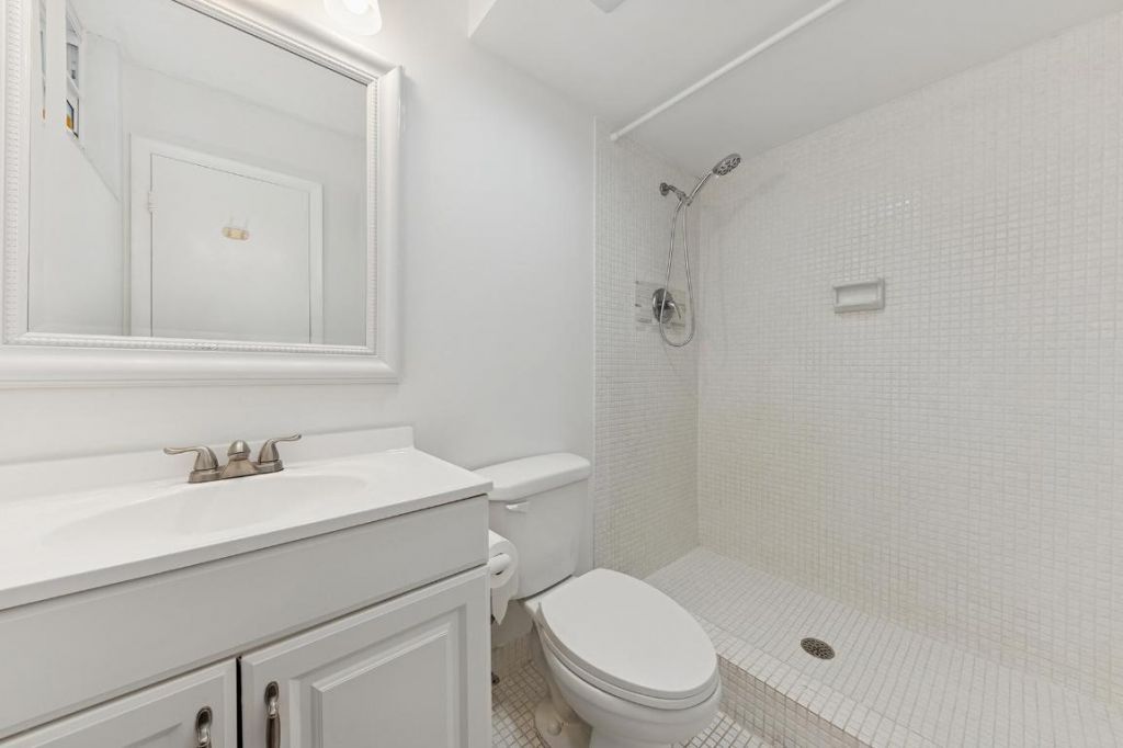 6161 NW 2nd Avenue, Unit 420, Boca Raton, FL 33487 Photo