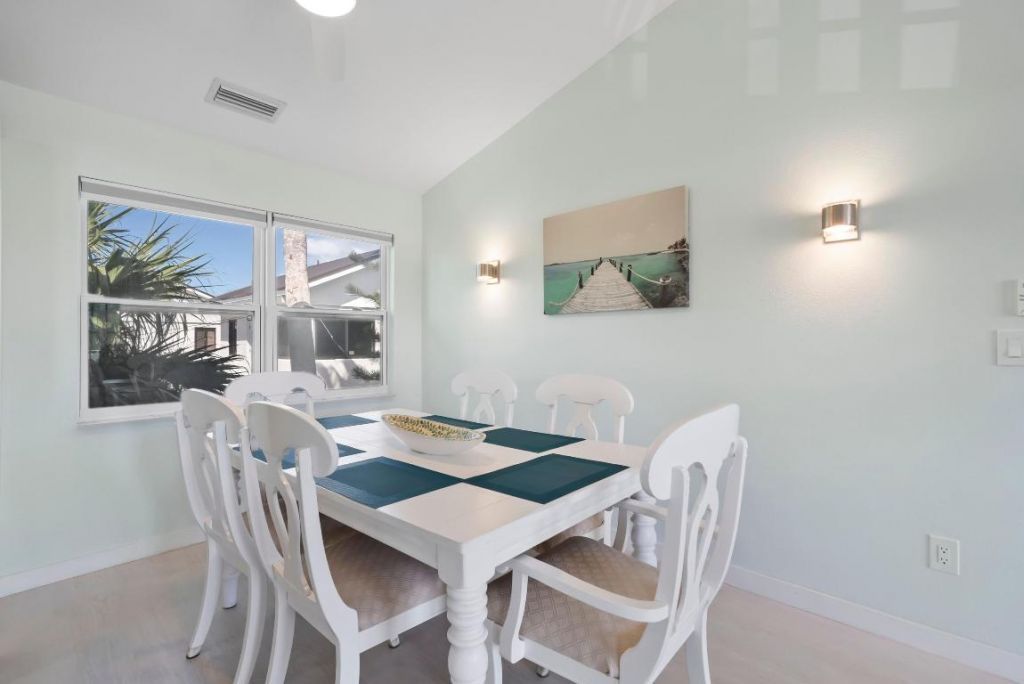 670 Hernando Street, Unit A, Fort Pierce, FL 34949 Photo