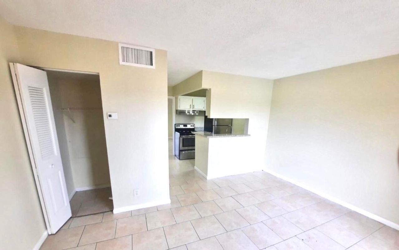 1500 N Congress Avenue, Unit A205, West Palm Beach, FL 33401 Photo