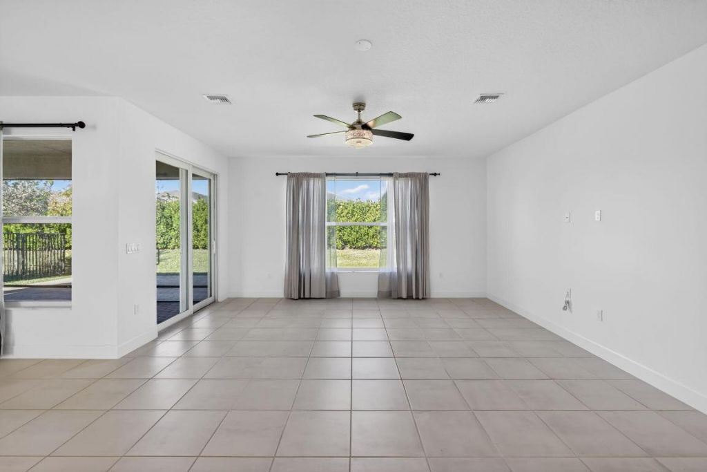 15673 SW Egret Coast Drive, Unit (Annual, U, Port Saint Lucie, FL 34987 Photo