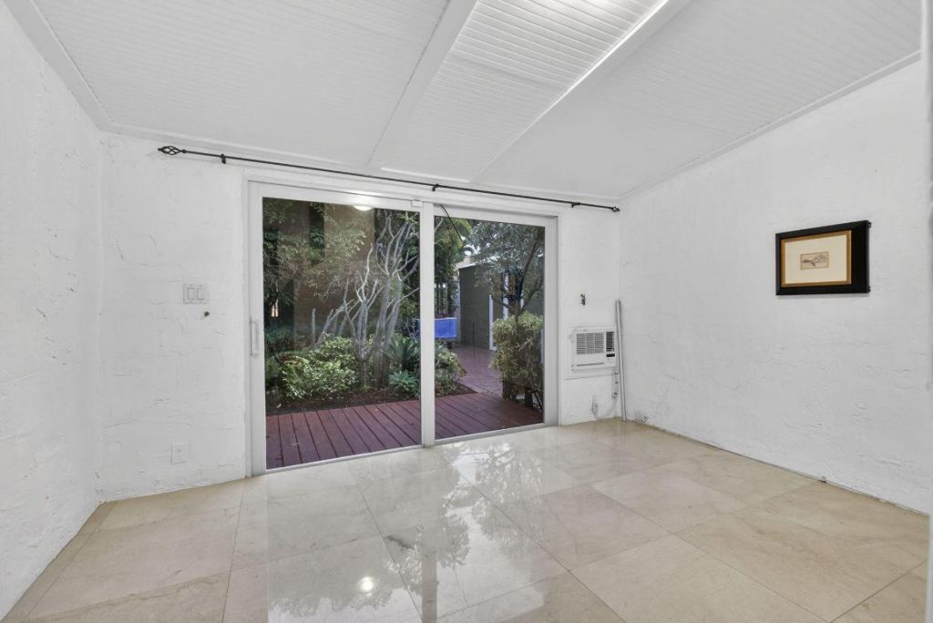 616 Upland Road, West Palm Beach, FL 33401 Photo