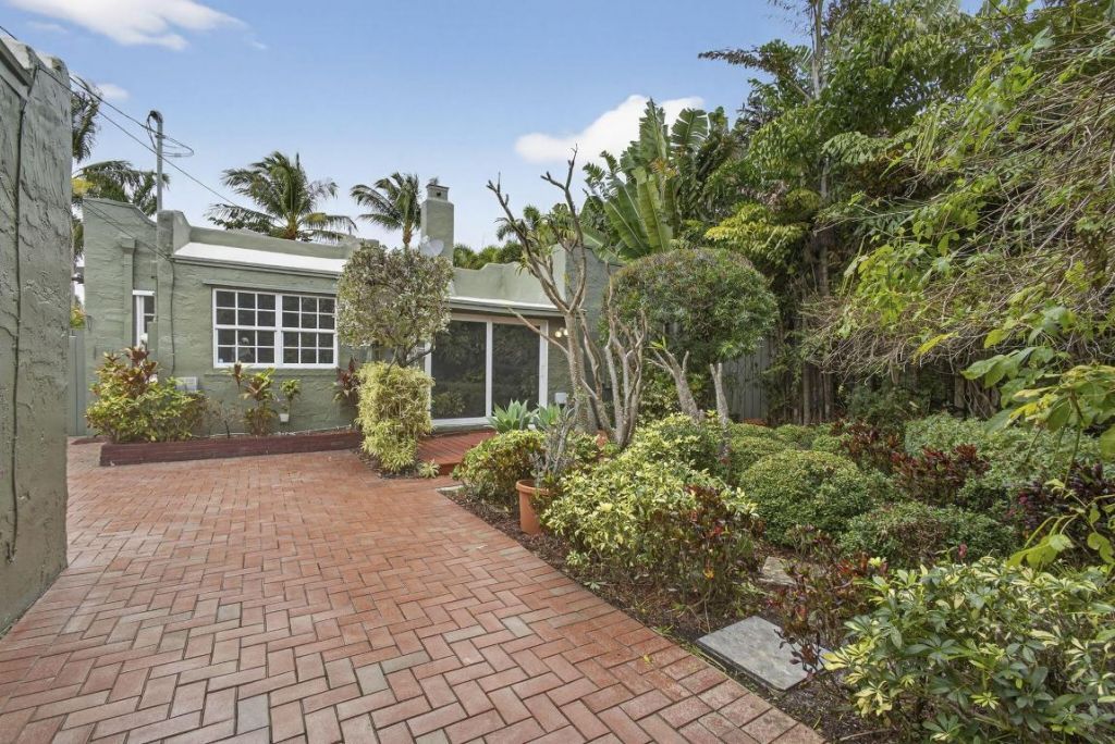 616 Upland Road, West Palm Beach, FL 33401 Photo