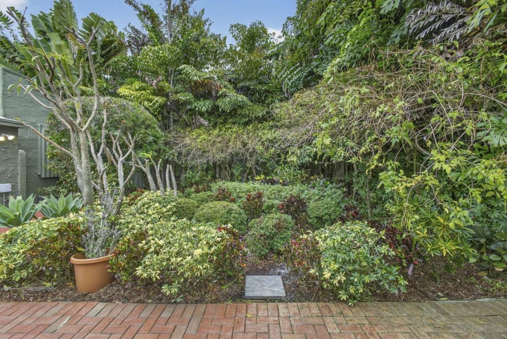 616 Upland Road, West Palm Beach, FL 33401 Photo