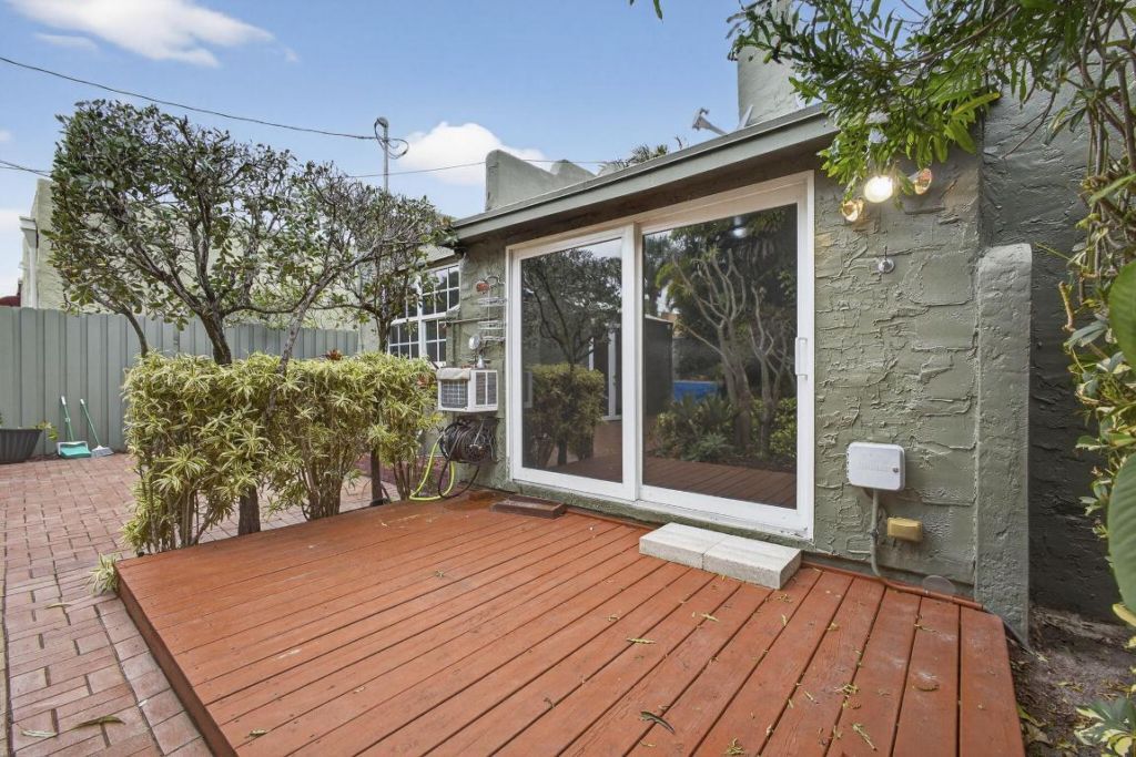 616 Upland Road, West Palm Beach, FL 33401 Photo