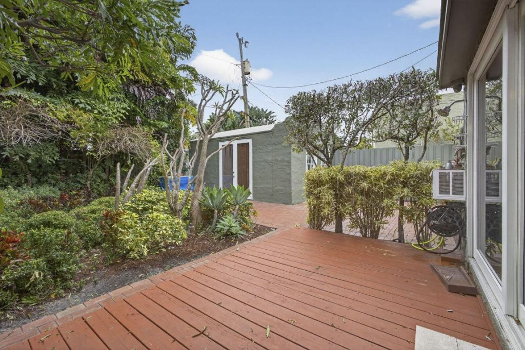 616 Upland Road, West Palm Beach, FL 33401 Photo